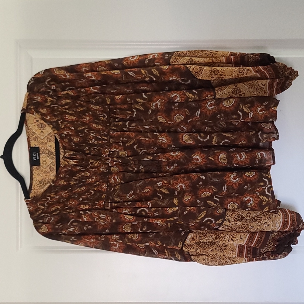 Women's blouse by Vici